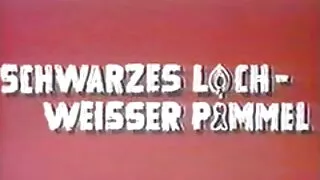 Jaunasis brolis pasi ...