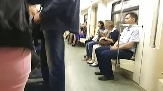 Raudonplaukė sesuo d ...