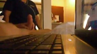 Sesuo pakviečia brol ...