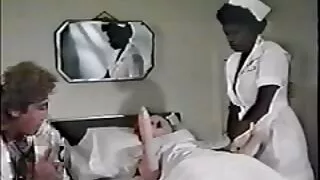 Tamsiaplaukė dukra l ...