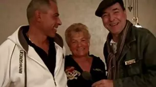 Pamačiau mamą nuogą  ...