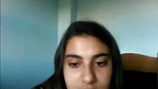 Brolis šnipinėjo nuo ...