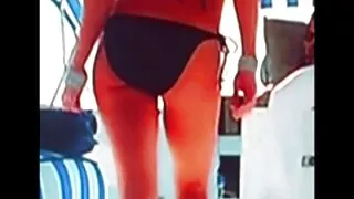 Jaunesnioji sesuo tu ...