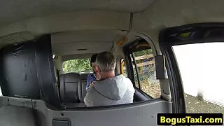 Rusas tėvas dulkina  ...